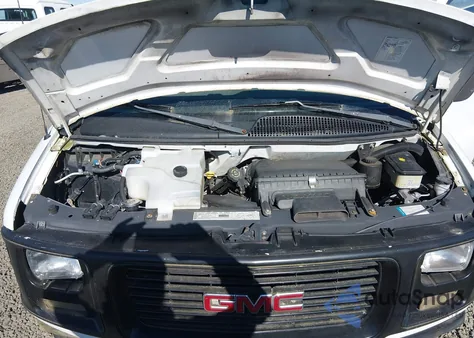 2000 GMC Savana Standard from USA, damaged, VIN 1GTFG15W3Y1163398